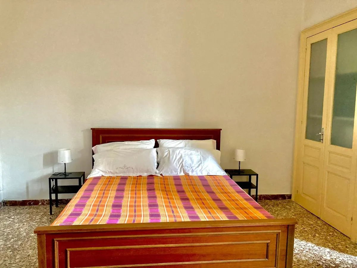 “A Due Passi Da...” Apartment Syracuse