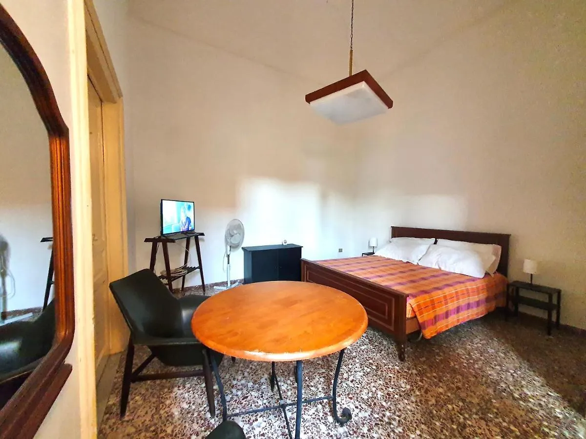 “A Due Passi Da...” Apartment Syracuse Italy
