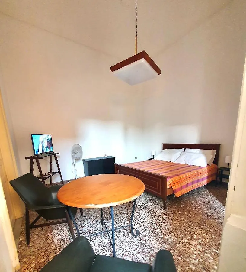 “A Due Passi Da...” Apartment Syracuse