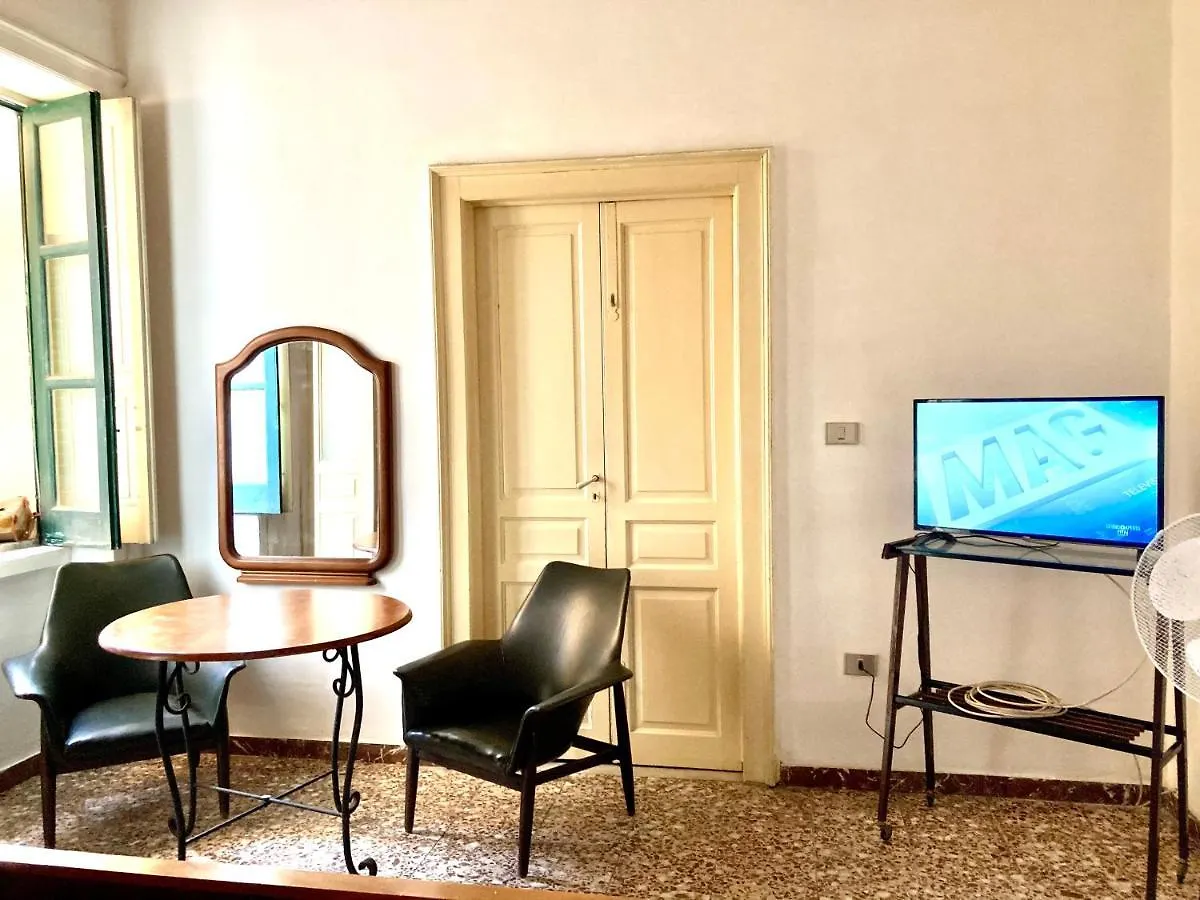“A Due Passi Da...” Apartment Syracuse