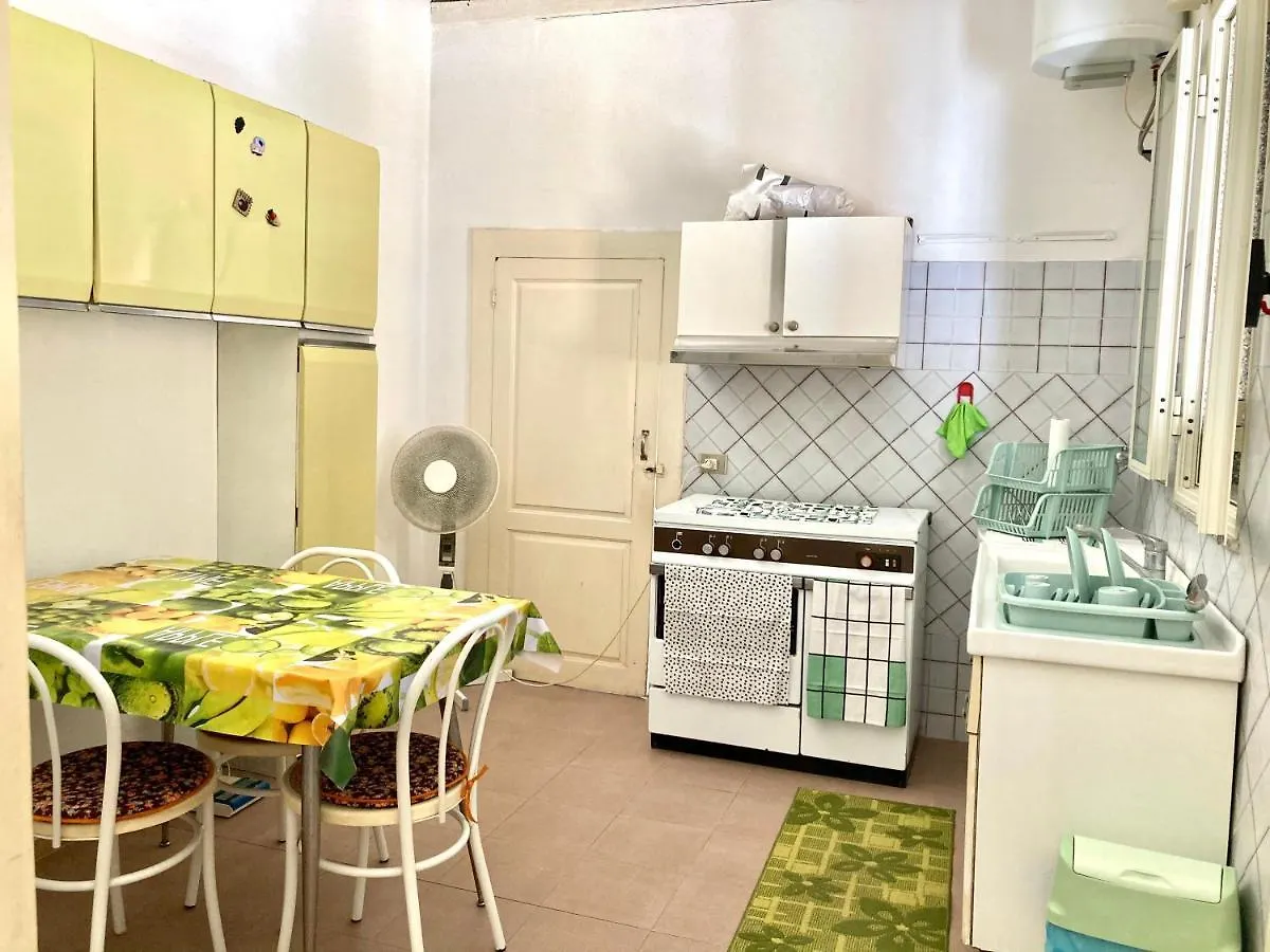 “A Due Passi Da...” Apartment Syracuse
